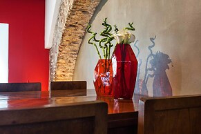 The Old Stables Chiado Apartments