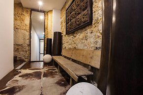 The Old Stables Chiado Apartments