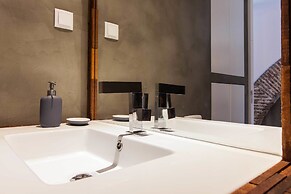 The Old Stables Chiado Apartments