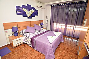 Hostal Carrizo