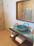 Moana Sands Lagoon Resort - Adults Only