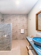 Moana Sands Lagoon Resort - Adults Only