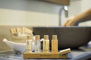 Moana Sands Lagoon Resort - Adults Only