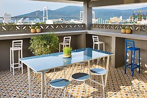 The Mirror Danang Hostel