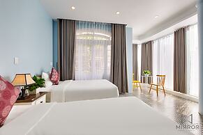 The Mirror Danang Hostel