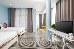 The Mirror Danang Hostel