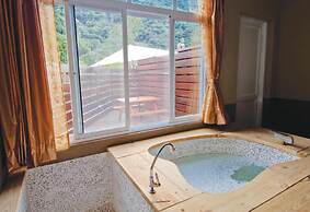 CDR Hotspring Resort