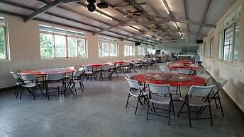 Cishan san-ho-yuan B&B