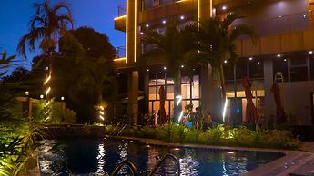 Vienna Hotel (Newly Renovated)