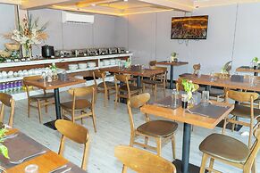 Vienna Hotel (Newly Renovated)