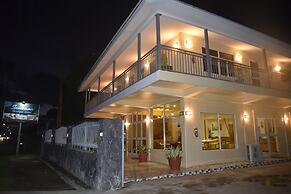 Samoana Boutique Hotel