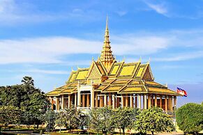 SKY HOTEL Central Phnom Penh - Rooms & Apartments