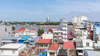 SKY HOTEL Central Phnom Penh - Rooms & Apartments