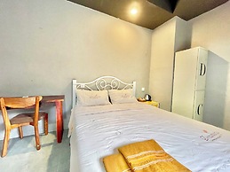 SKY HOTEL Central Phnom Penh - Rooms & Apartments