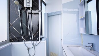 SKY HOTEL Central Phnom Penh - Rooms & Apartments