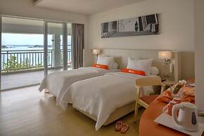 HARRIS Resort Barelang Batam