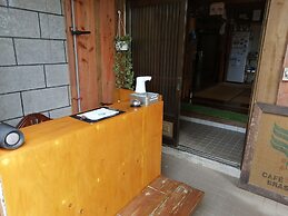 Hotel Hibiscus - Hostel