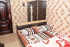 De'elites Pool Bar & Inn