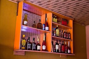 Duckland Hotel and Suites Ltd