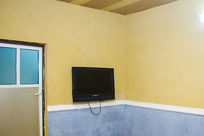 Duckland Hotel and Suites Ltd