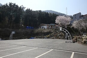 Geoje Oasis Hotel