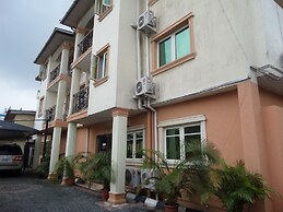 Bavidi Hotel