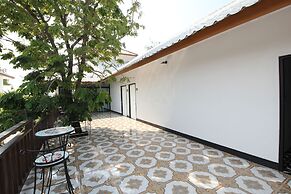 Nonghan Grand Hotel and Resort