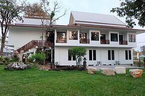 Nonghan Grand Hotel and Resort