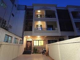 Oman Is Very Happy B&B