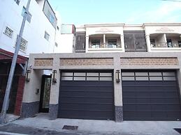 Oman Is Very Happy B&B