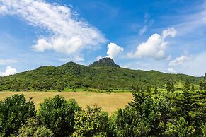 Kenting Maya House B&B