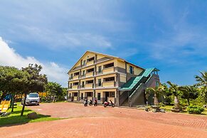 Kenting Maya House B&B