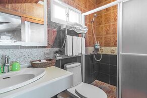 Kenting Maya House B&B