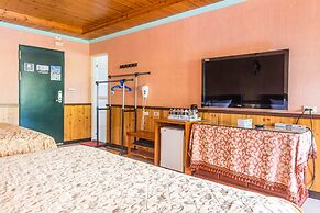 Kenting Maya House B&B