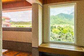 Kenting Maya House B&B