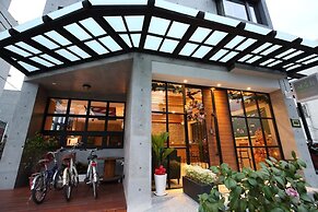 Midori Hostel