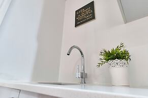 Idyllic City Studio Air-Con & Wifi