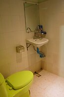 Hotel Shwe Pyi Tan