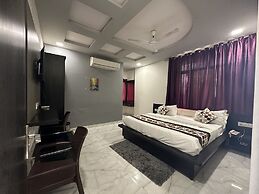 Hotel Aaradhya Residency
