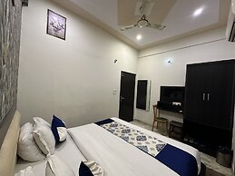 Hotel Aaradhya Residency