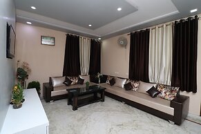 Hotel Aaradhya Residency