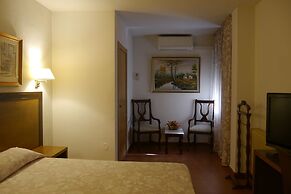 Hotel Torrezaf