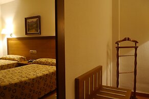 Hotel Torrezaf