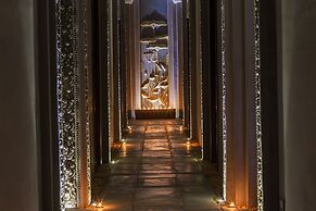 Angkor Palace Suite & Villa