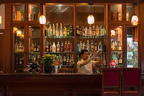 Angkor Palace Suite & Villa