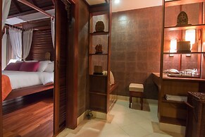 Angkor Palace Suite & Villa