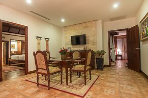 Angkor Palace Suite & Villa
