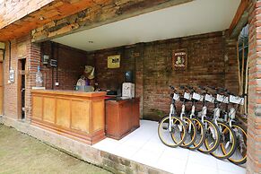 Pondok Jempiring Kuta Bali