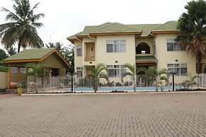 Oasis Lodge