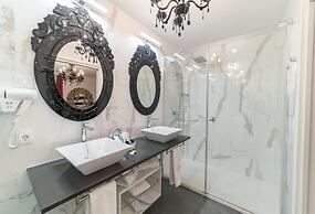 Rey Don Pedro Luxury Home